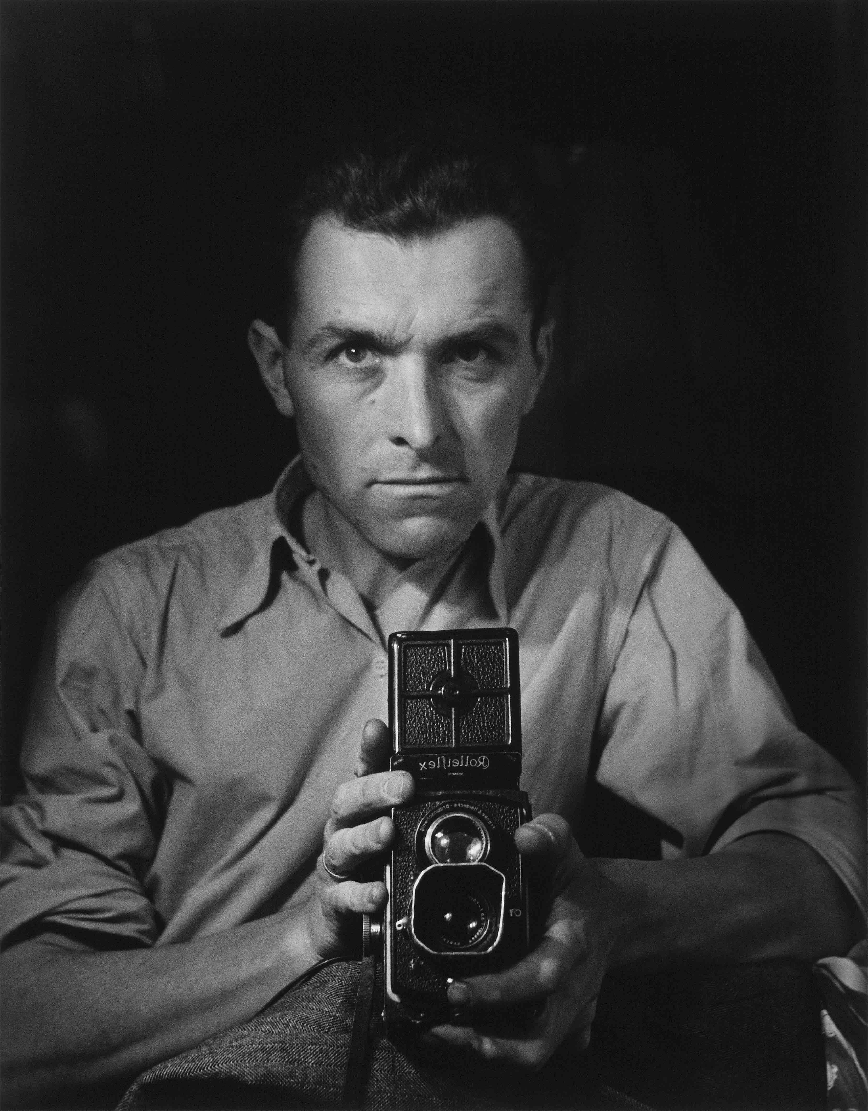 Autoportrait au Rolleiflex, 1947