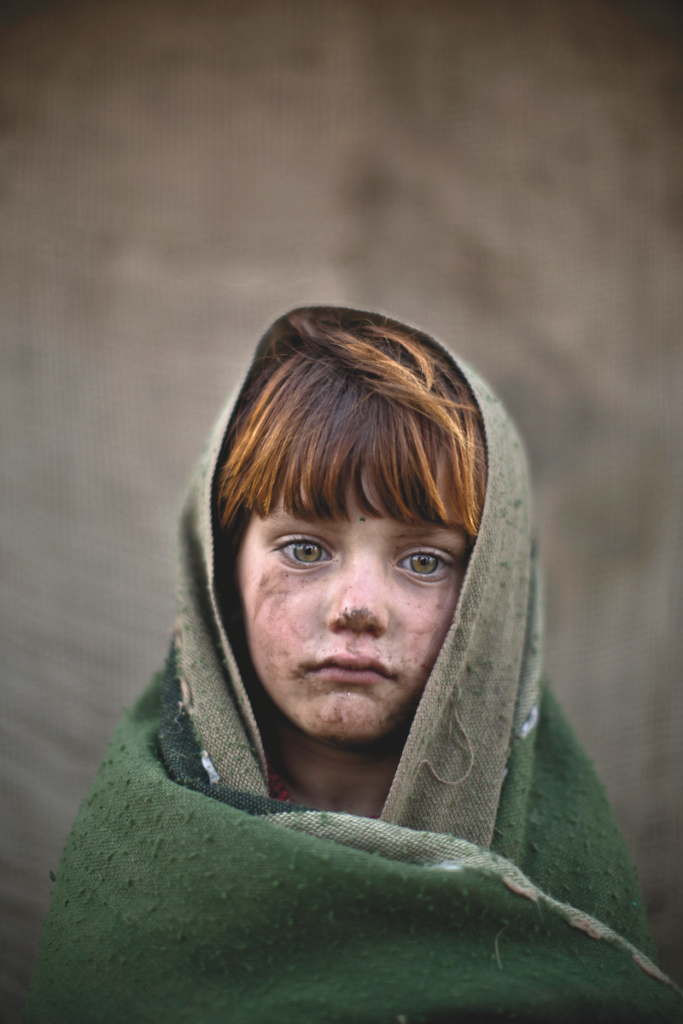 LAIBA HAZRAT, ISLAMABAD, PAKISTAN. Laiba Hazrat, una rifugiata di 6 anni, vive con la sua famiglia in uno slum alla periferia di Islamabad, in Pakistan.
