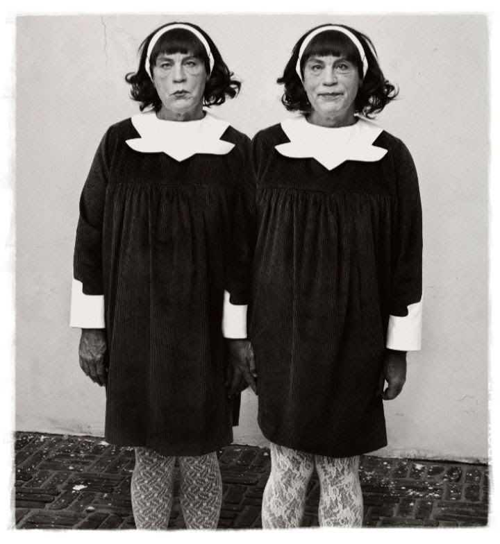 Diane Arbus / Identical Twins, Roselle, New Jersey (1967), 2014 © Sandro Miller / Courtesy Gallery FIFTY ONE, Antwerp