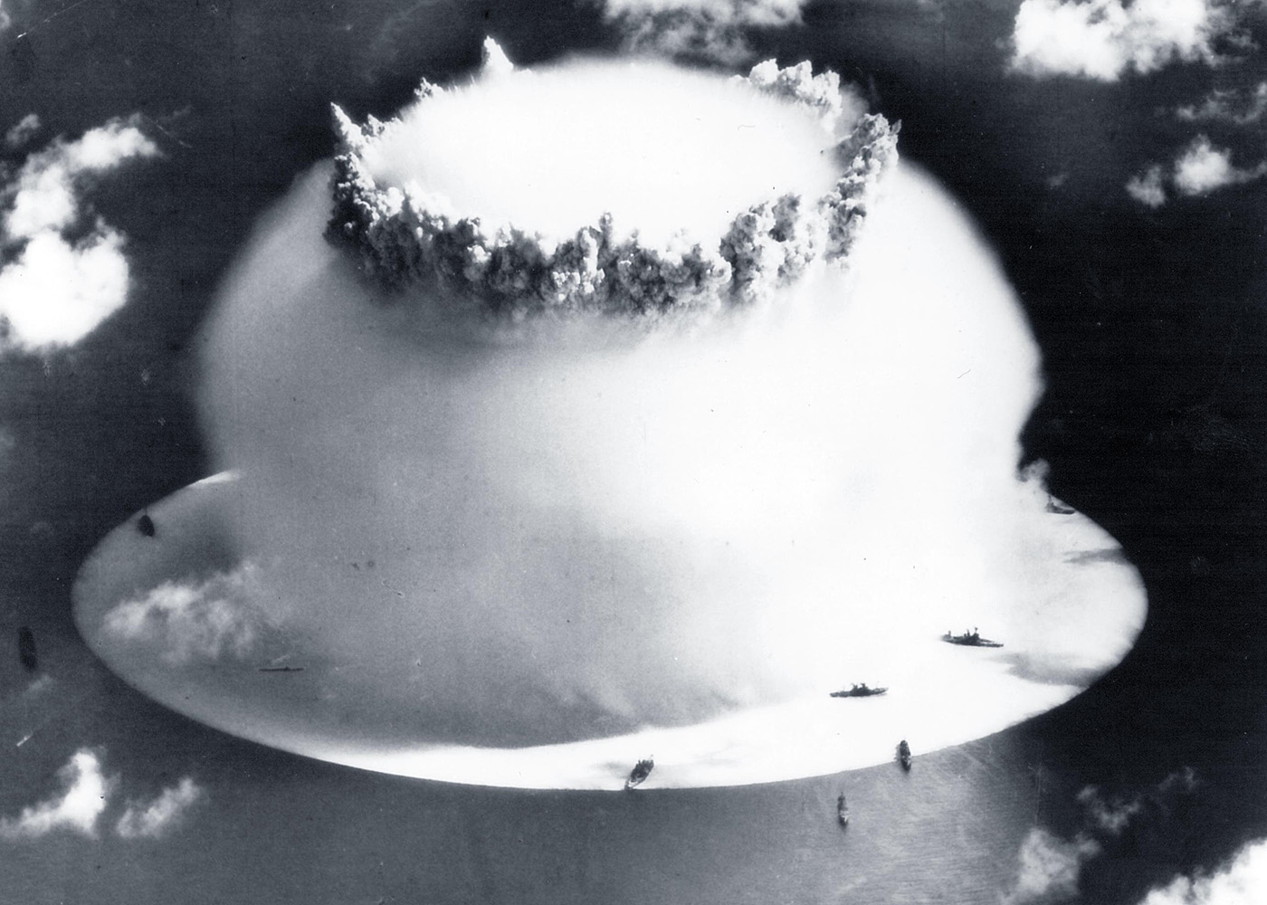 esplosione bomba atomica Bikini