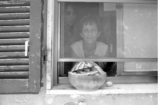 Moira Ricci, “20.12.53 • 10.08.04”, Mamma alla finestra