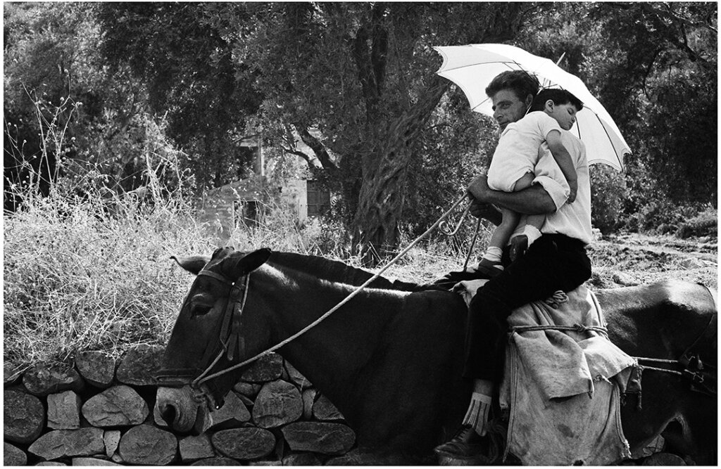 Vallelunga, Sicilia, 1964 © Ferdinando Scianna Ragusa Foto Festival