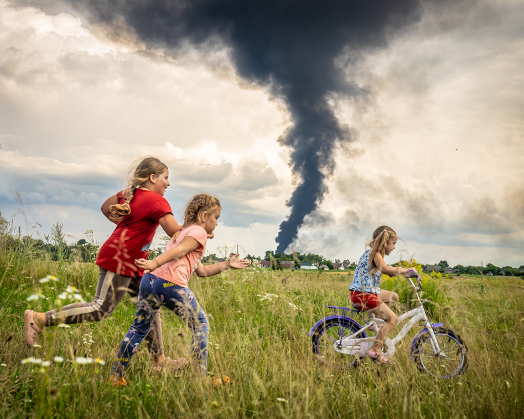 ©Patryk Jaracz, winner, Kids Learning How To Ride a Bicycle