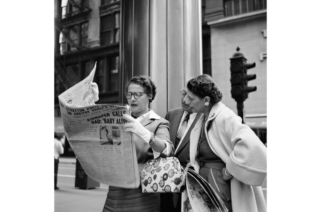 Vivian Maier, Chicago, IL, n.d., Gelatin silver print, 2014 © Estate of Vivian Maier, Courtesy of Maloof Collection and Howard Greenberg Gallery, NY